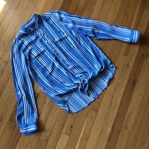 Jones New York Signature, woman’s blouse, size medium